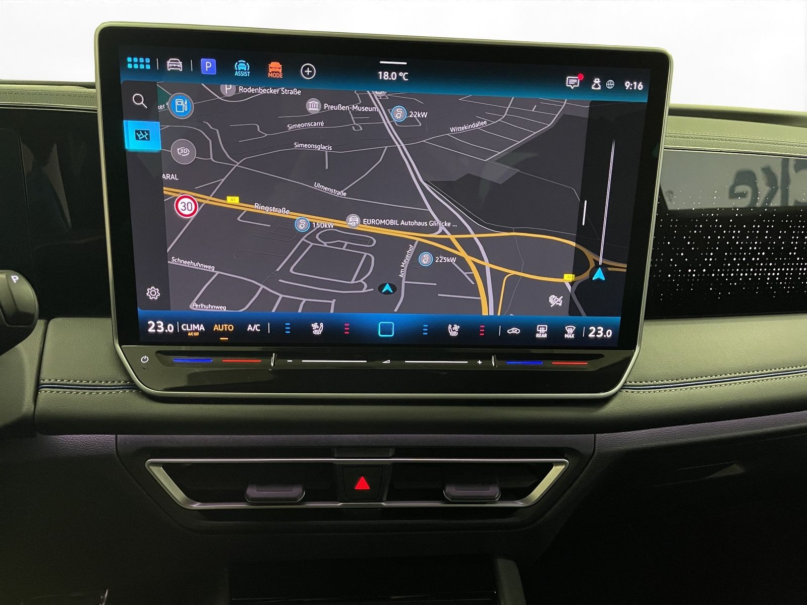 Volkswagen - Tiguan_10