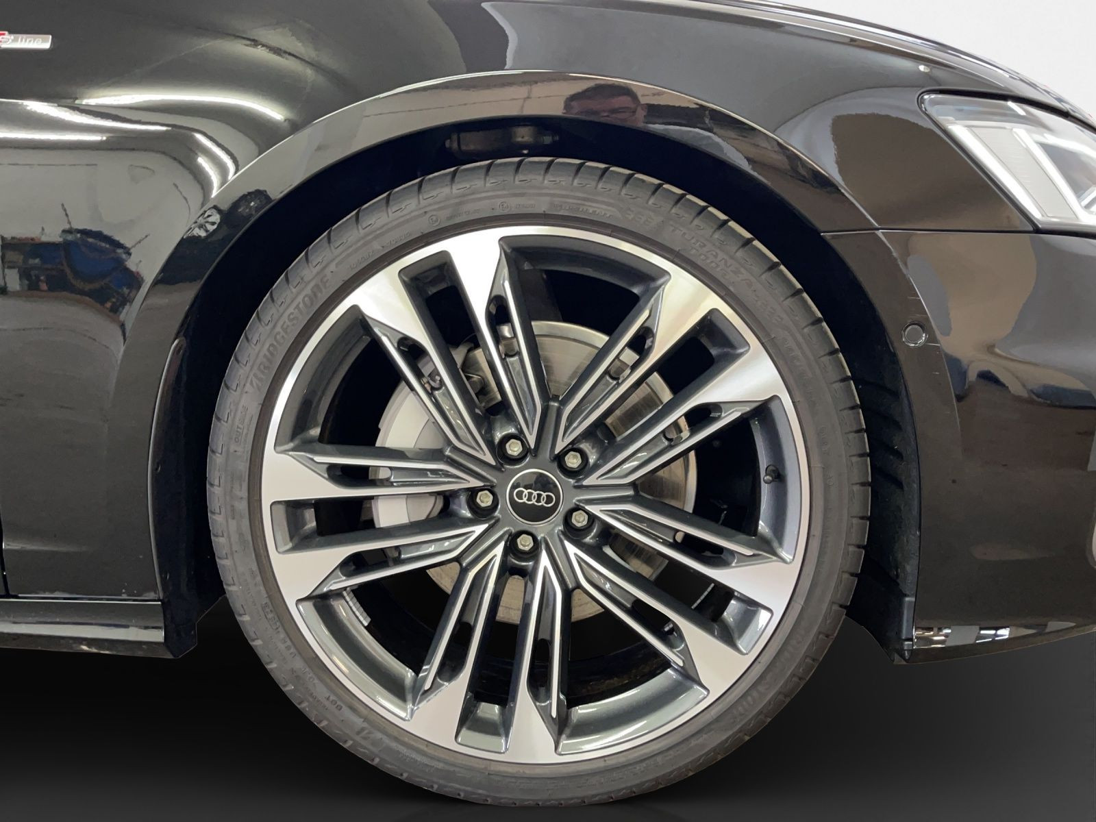 Audi - A6 Avant_11