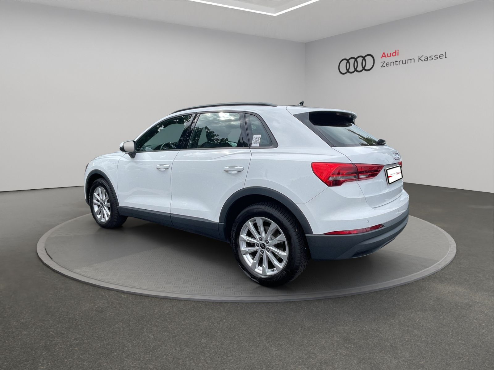 Audi - Q3_5