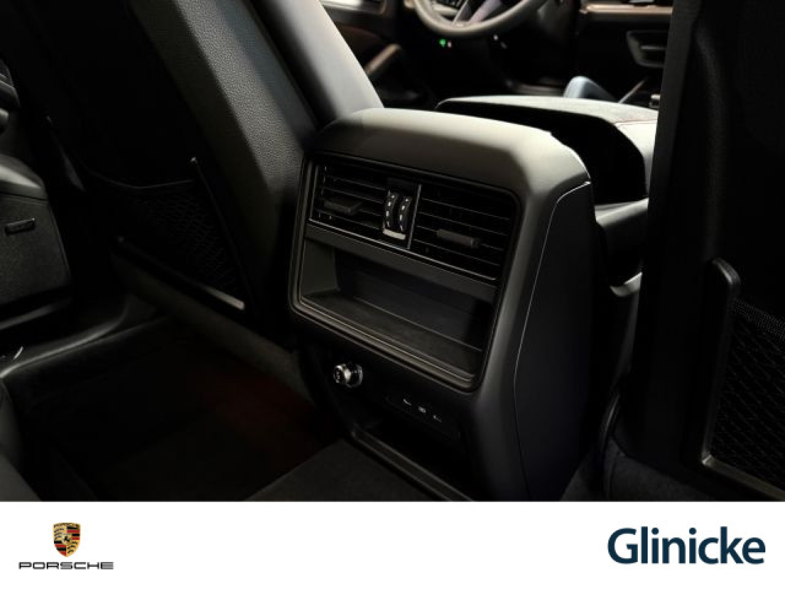 Porsche - Cayenne_38