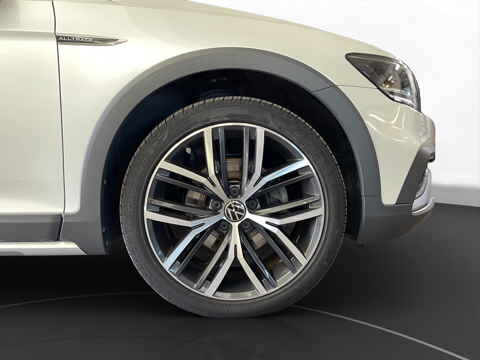 Volkswagen - Passat Alltrack_15