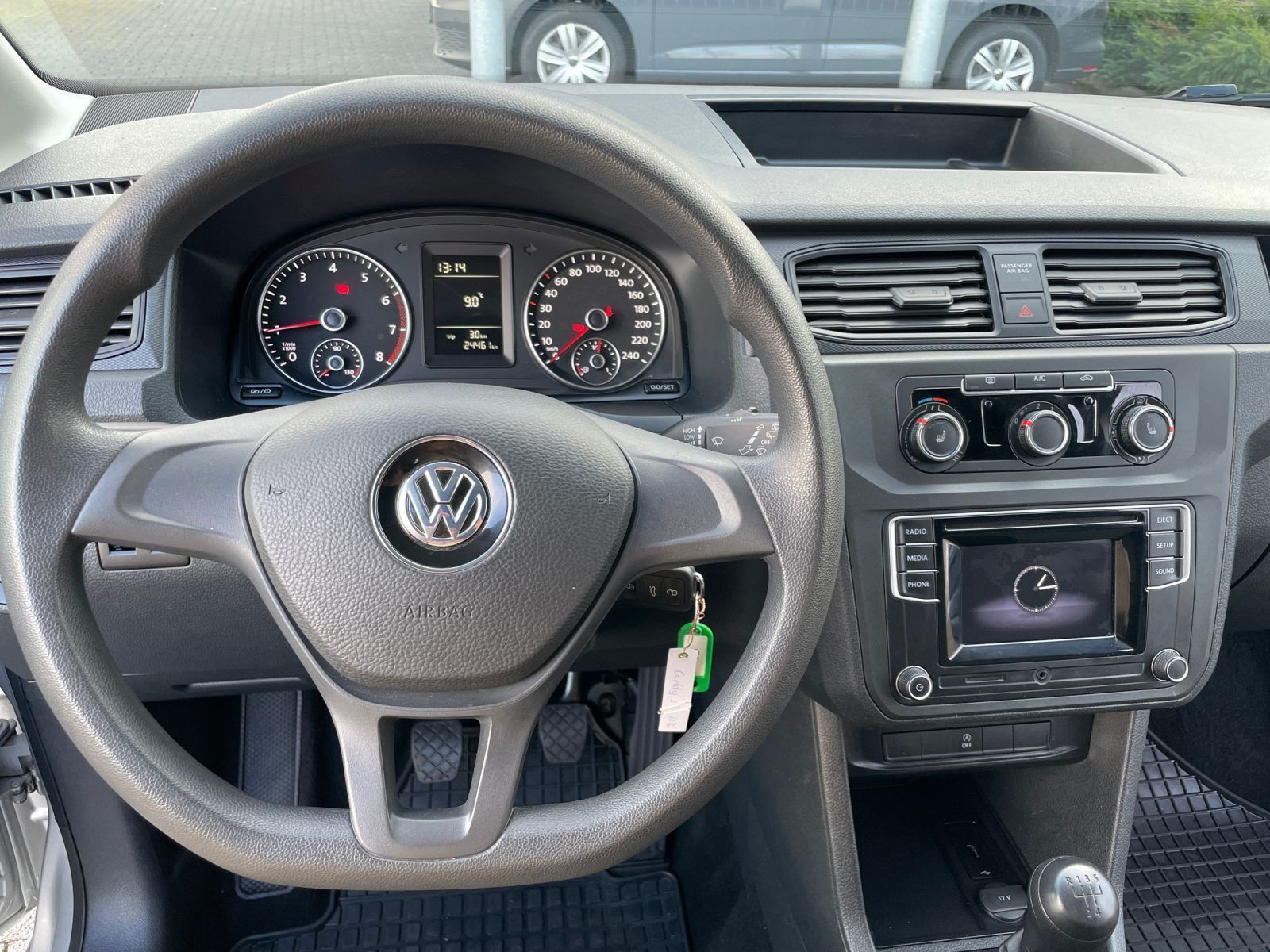 Volkswagen - Caddy Maxi_10