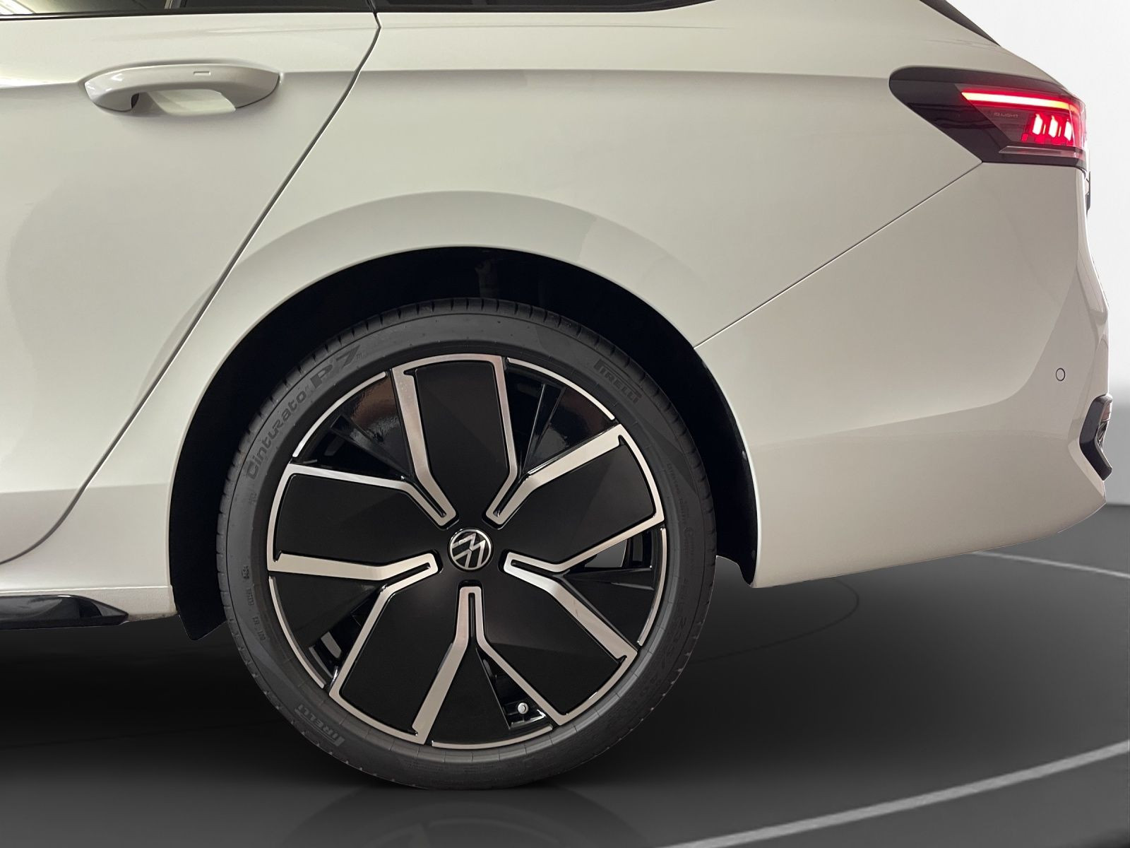 Volkswagen - Passat Variant_14