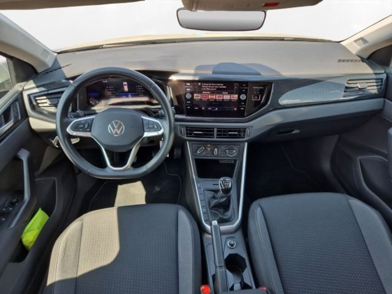 Volkswagen - Polo_6