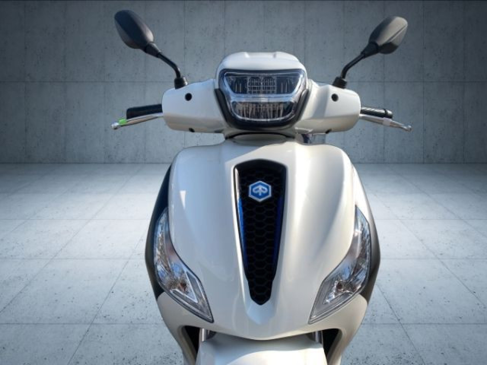 Piaggio - _10