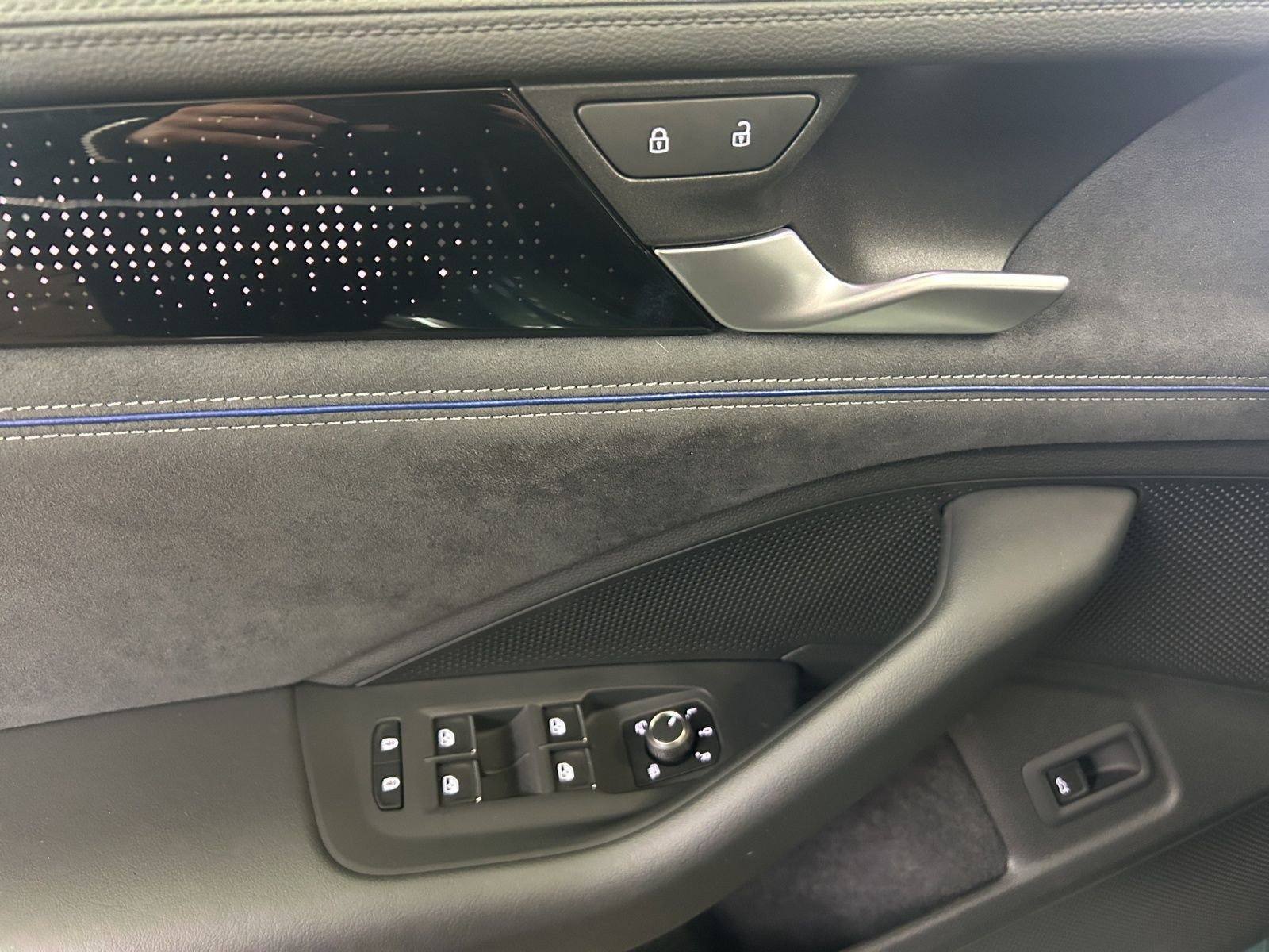 Volkswagen - Passat Variant_12
