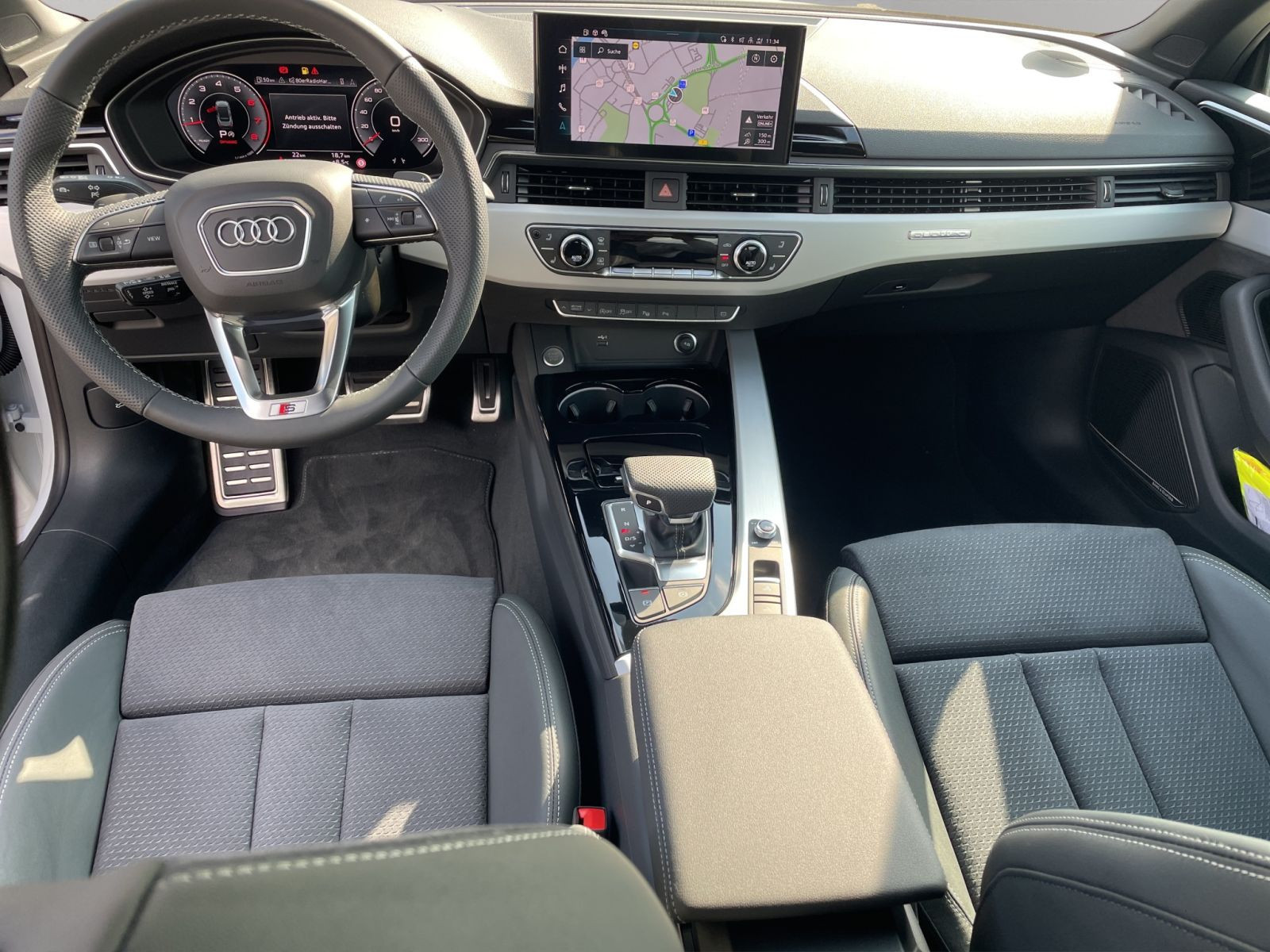 Audi - A5 Cabriolet_15