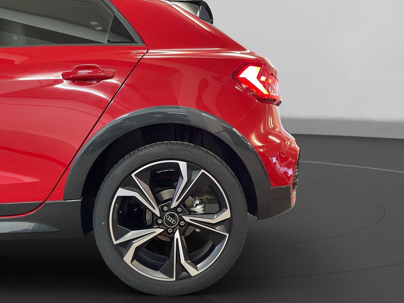 Audi - A1 allstreet_10