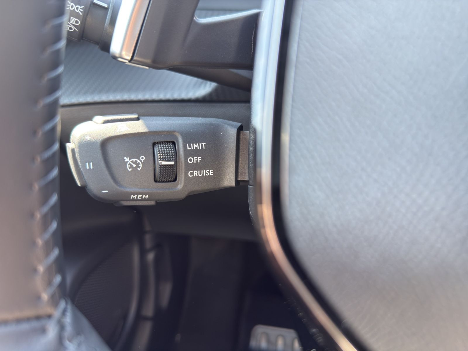 Peugeot - 2008_16