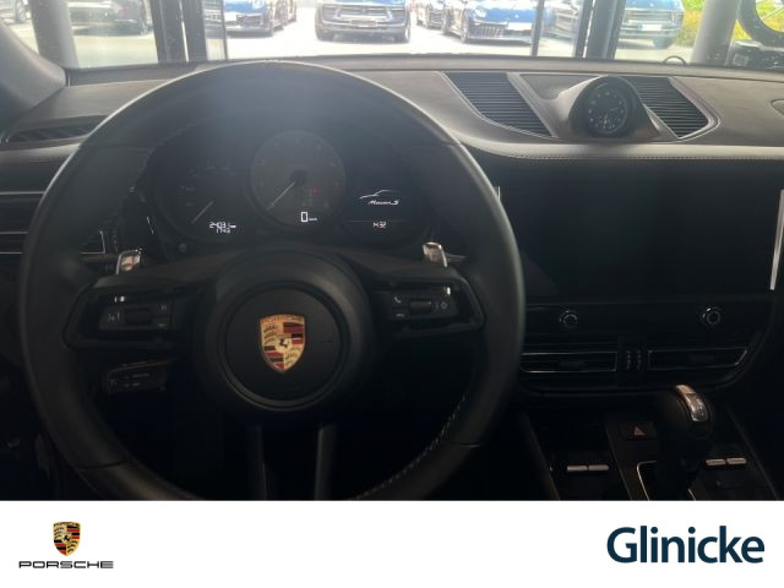 Porsche - Macan_12