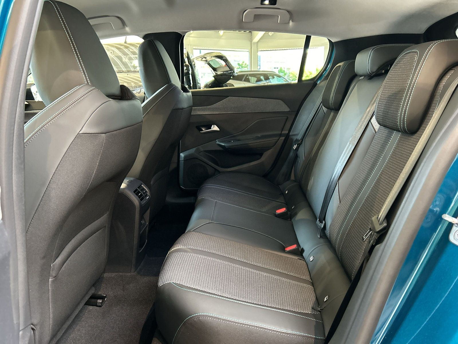 Peugeot - 308_10