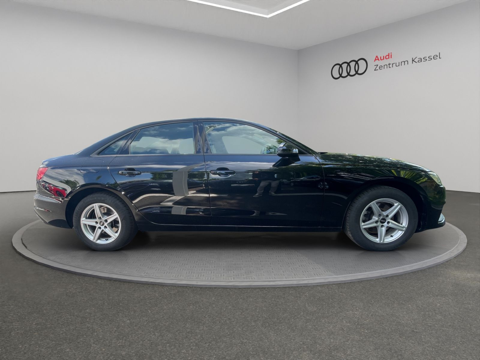 Audi - A4 Limousine_6
