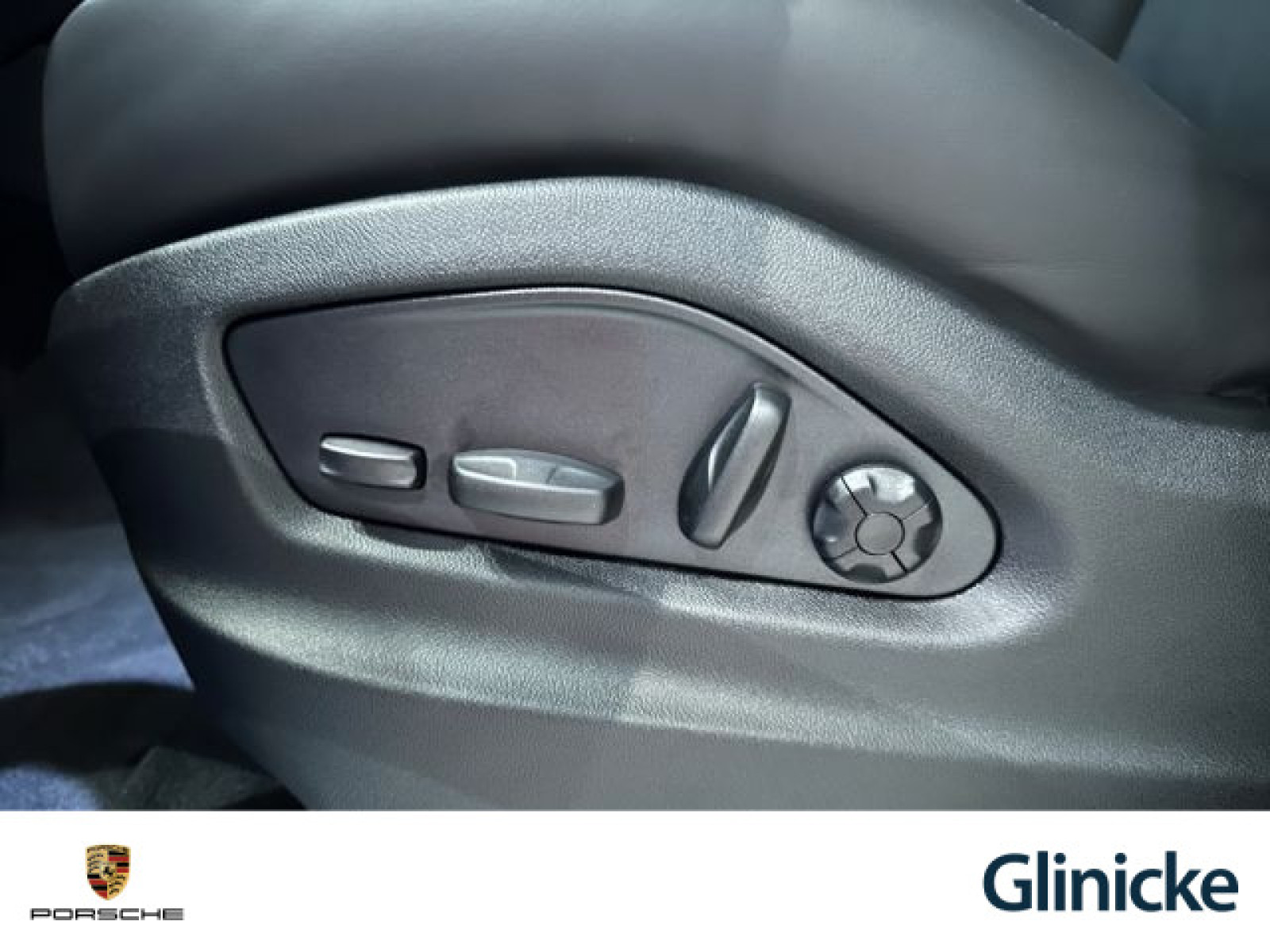 Porsche - Cayenne_12