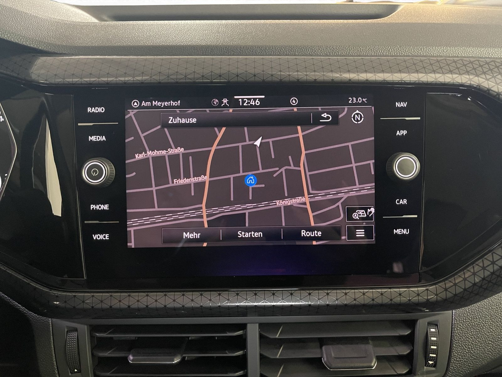 Volkswagen - T-Cross_10