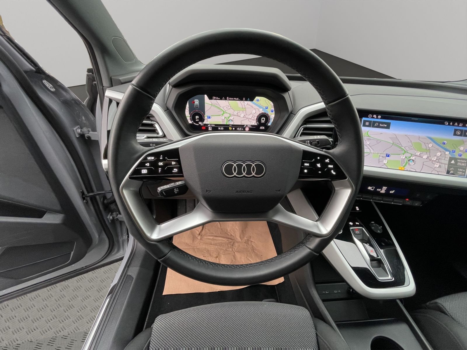 Audi - Q4_12
