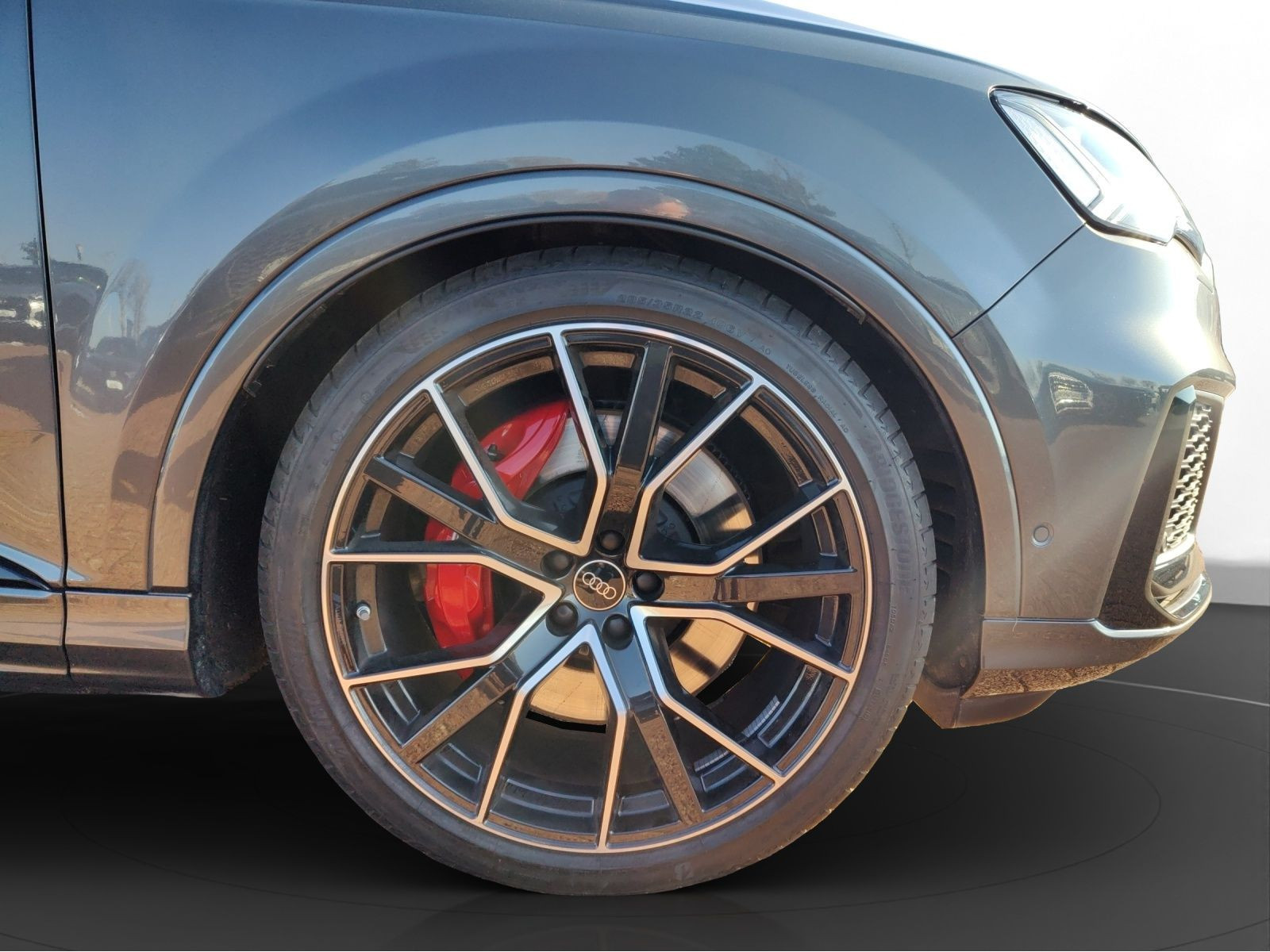 Audi - SQ7_14
