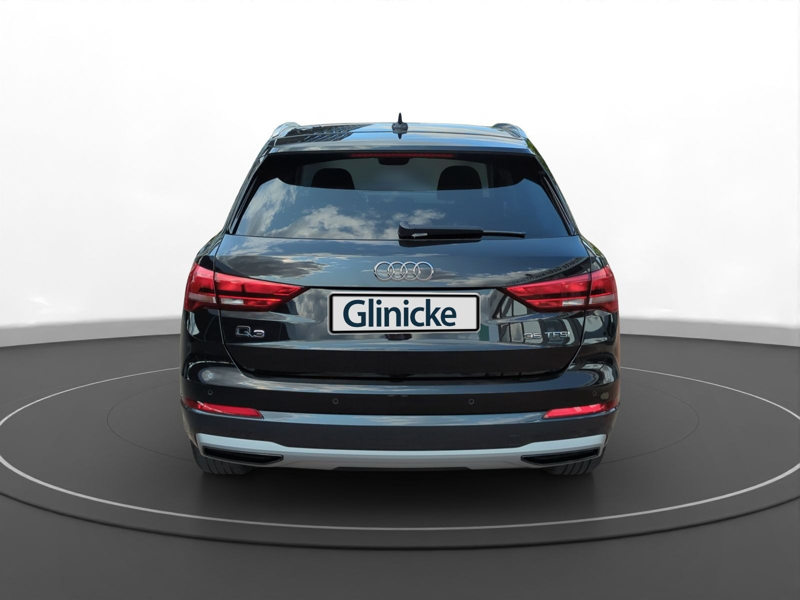 Audi - Q3_9