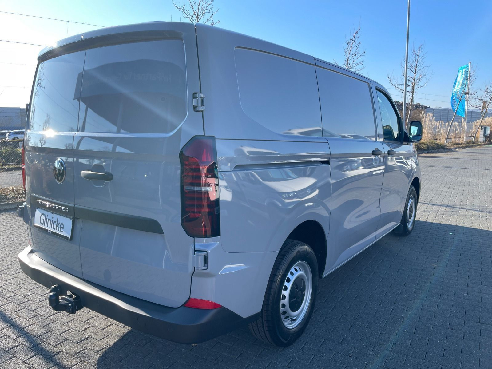 Volkswagen - T7 Transporter_3