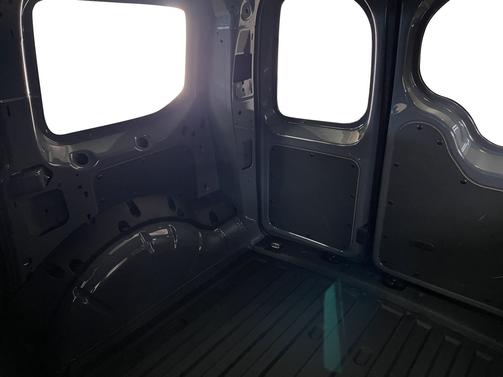 Volkswagen - Caddy Cargo_18