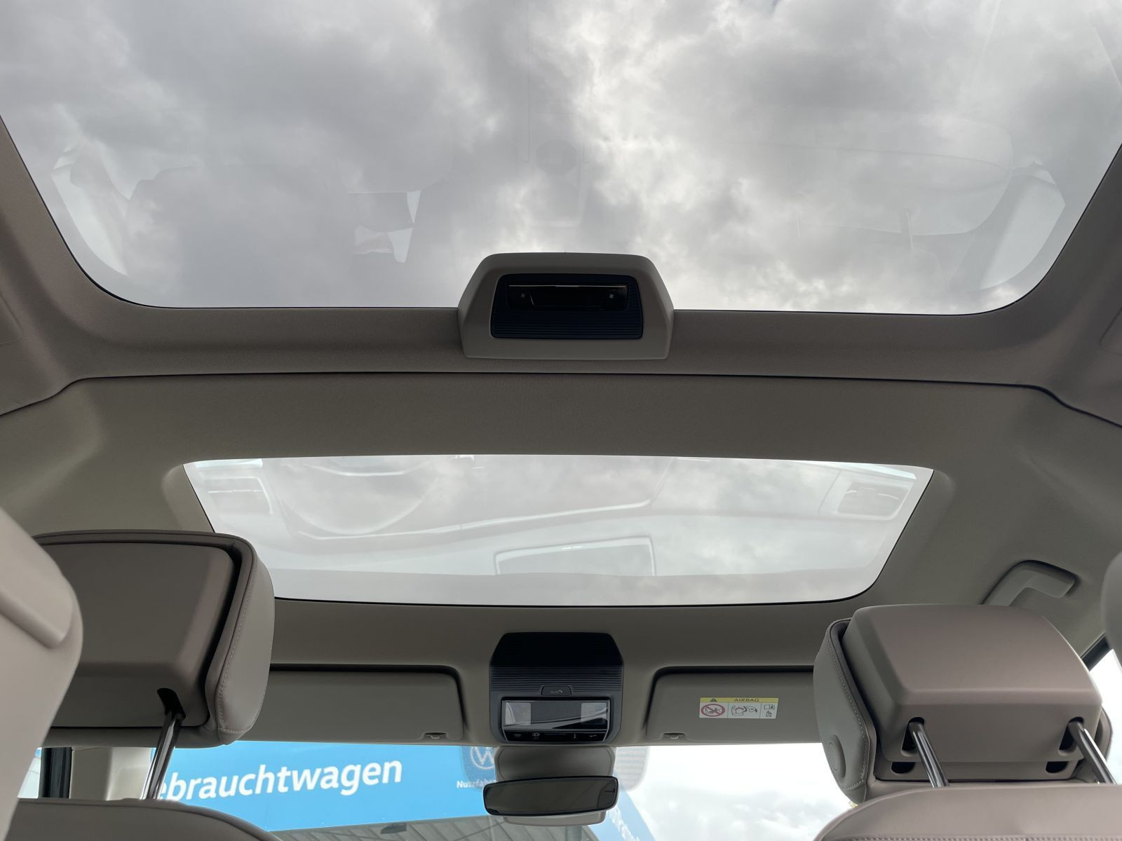 Volkswagen - Multivan_10