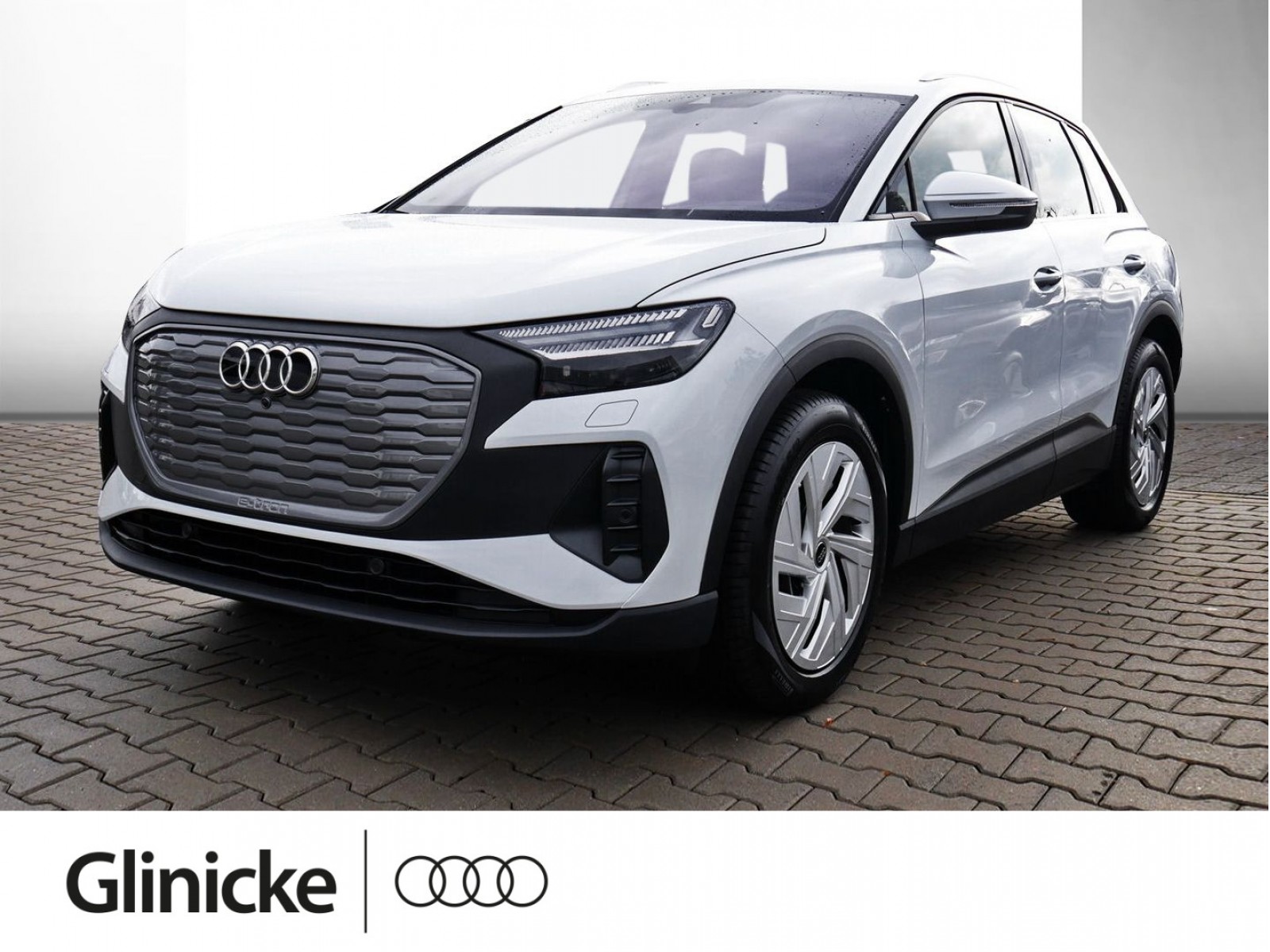Q4 45 e-tron 210 kW
