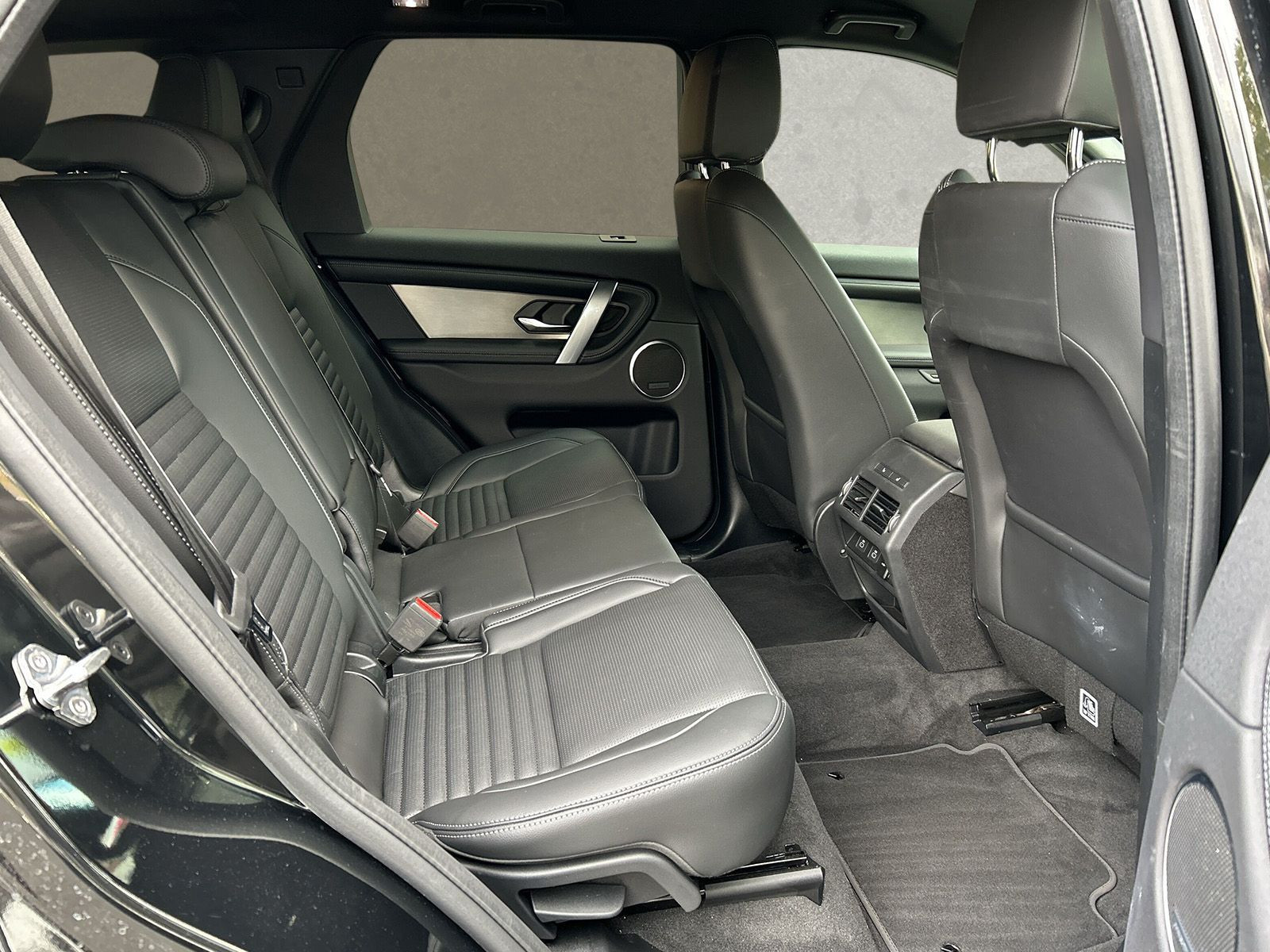 Land Rover - Discovery Sport_5 Land Rover - Discovery Sport_5