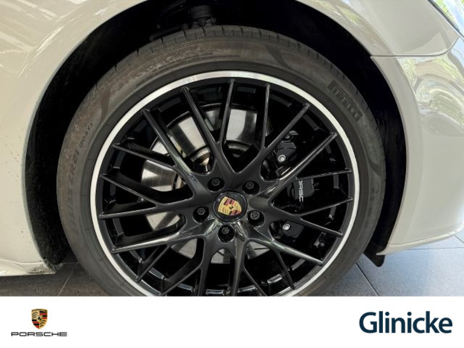 Porsche - Panamera_24
