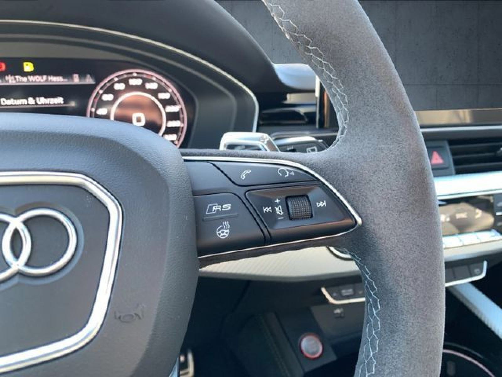Audi - RS 4 Avant_24