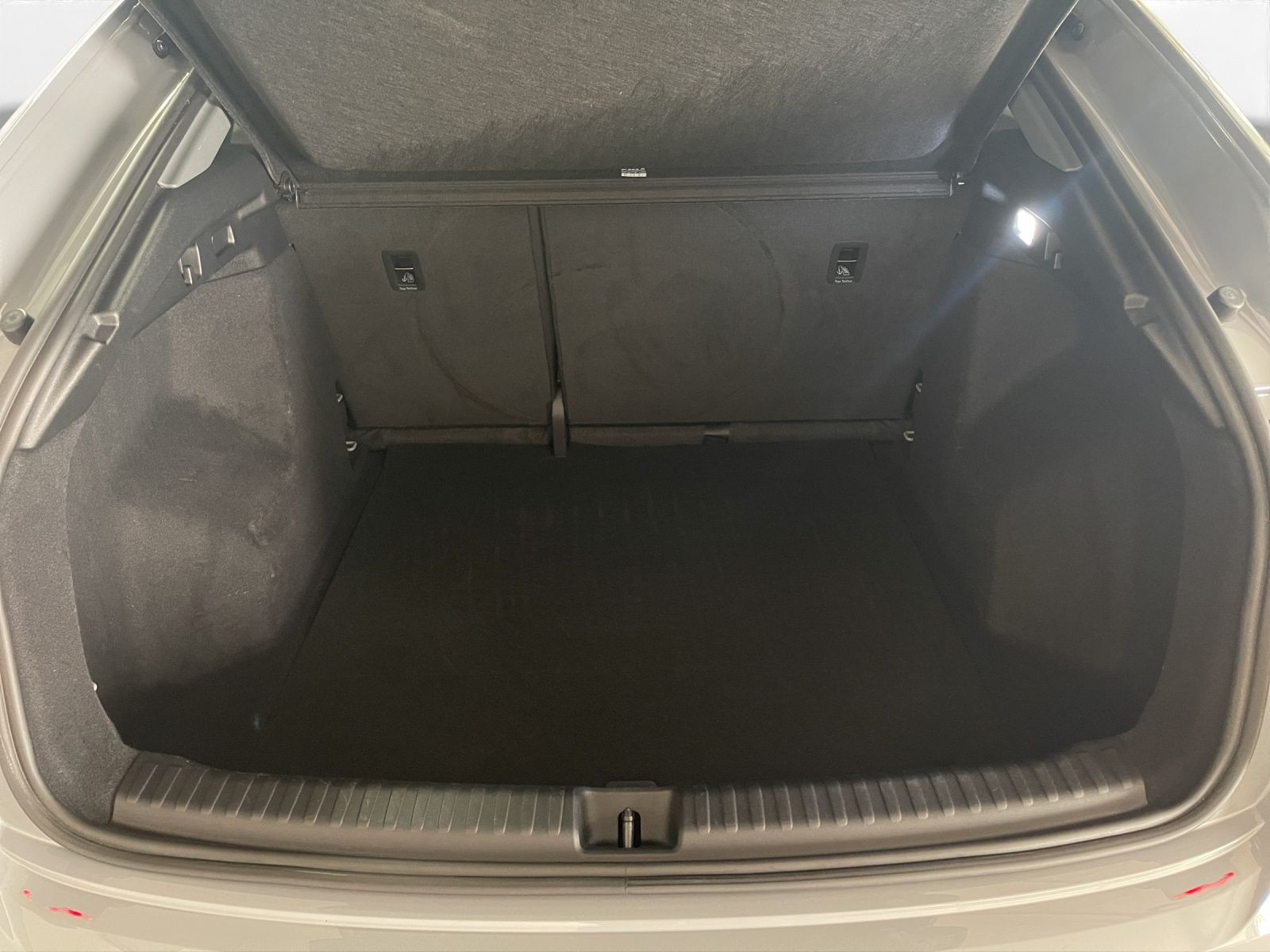 Audi - Q4 Sportback e-tron_24