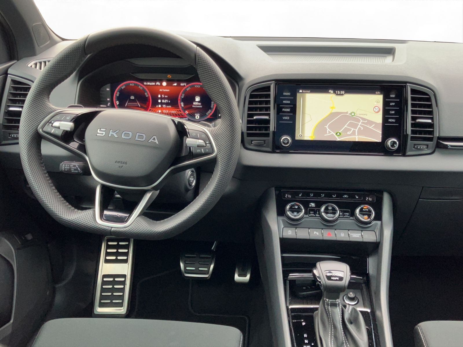 Škoda - Karoq_19