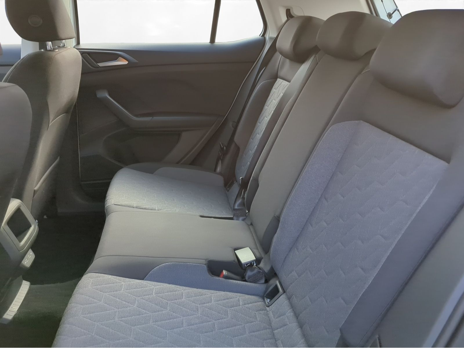 Volkswagen - T-Cross_5