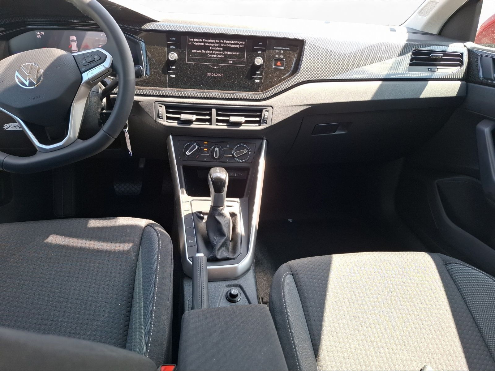 Volkswagen - Polo_5