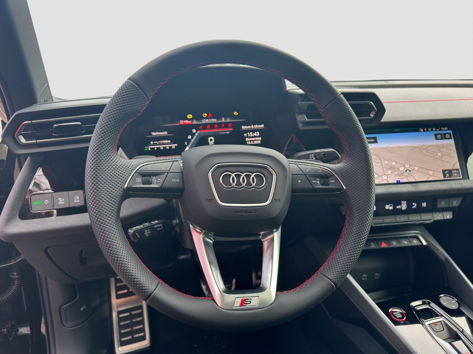 Audi - S3 Limousine_12