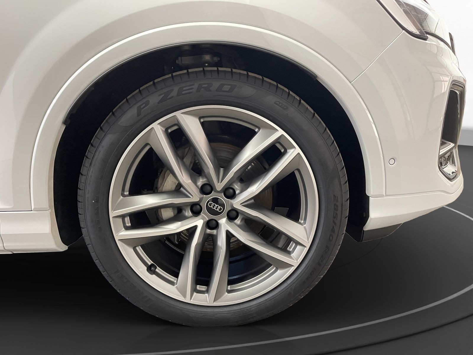 Audi - Q7_14