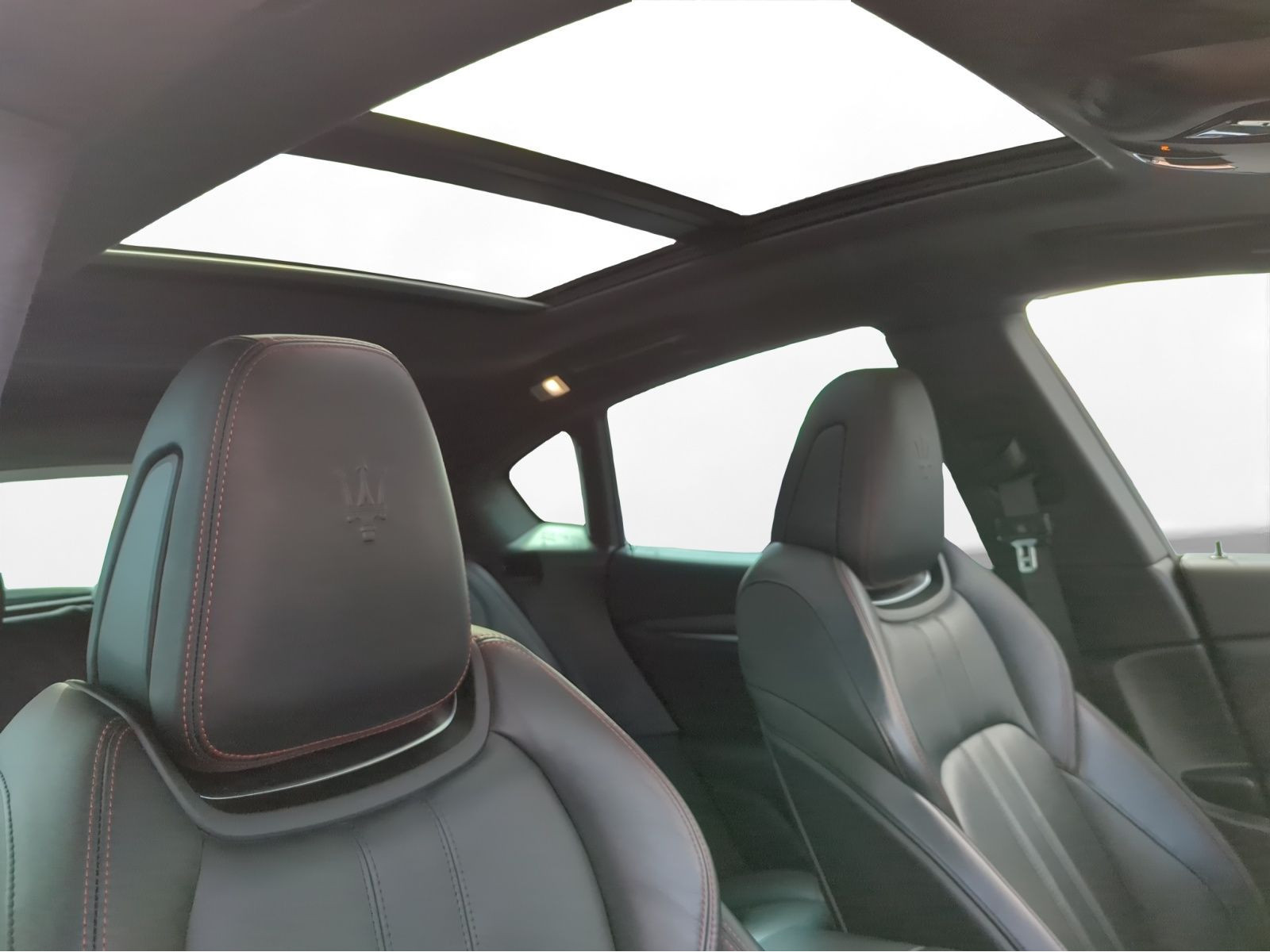Maserati - Levante_11