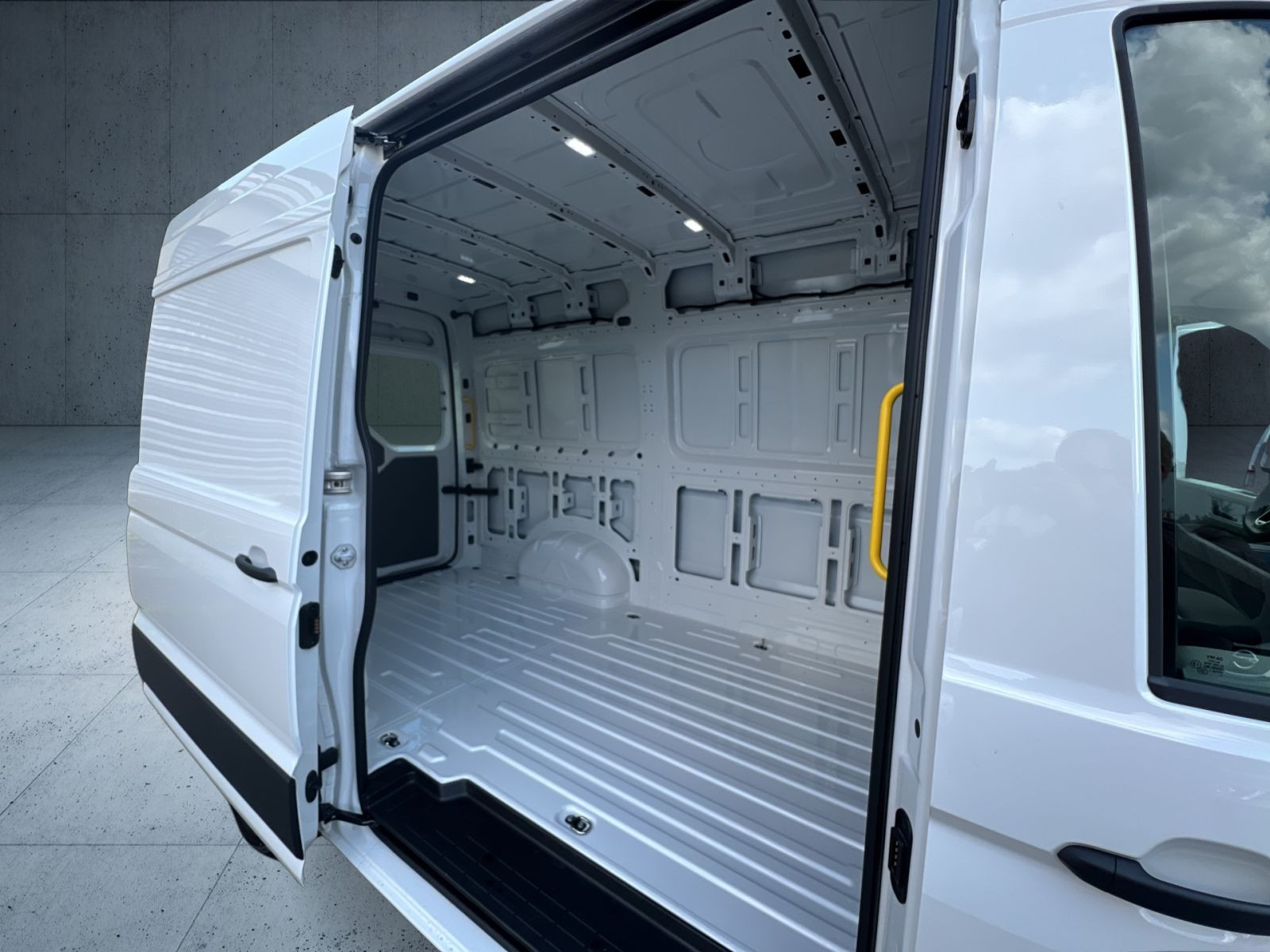 Volkswagen - Crafter_16