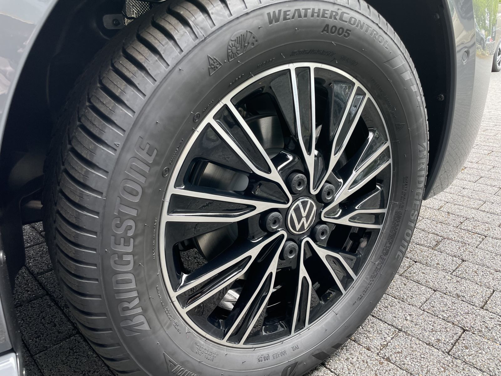 Volkswagen - Multivan_17