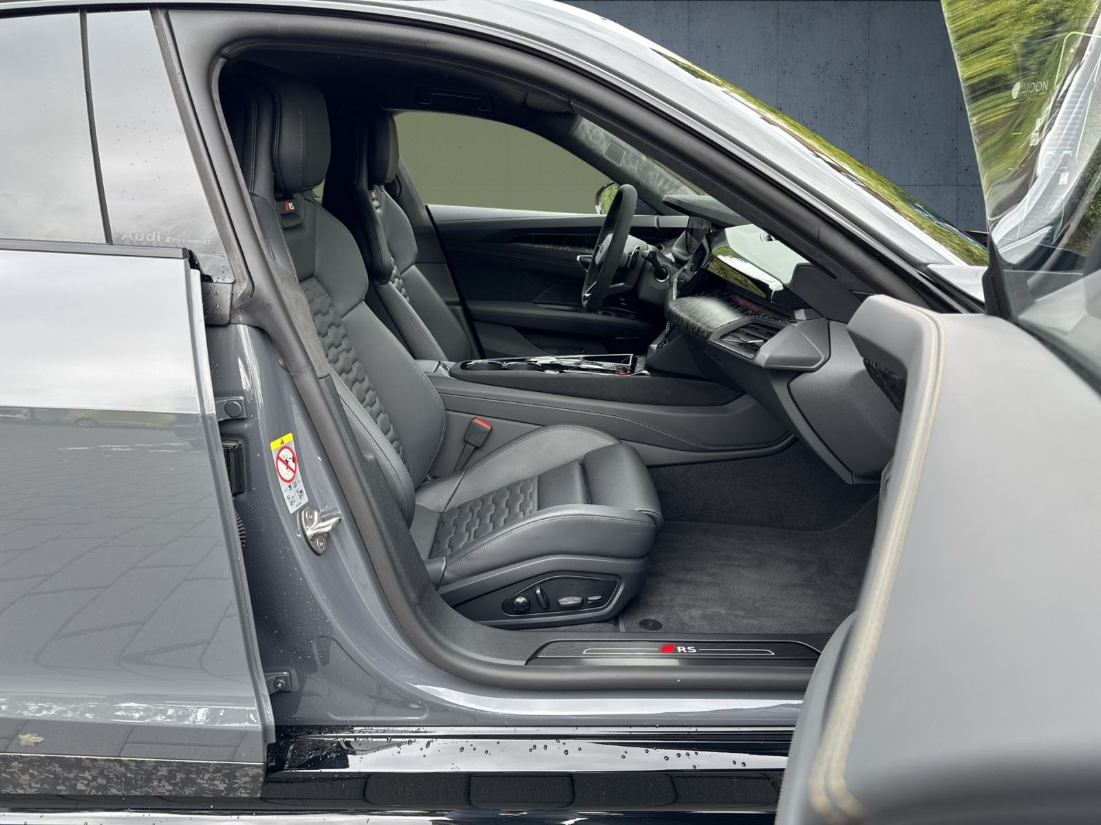 Audi - RS e-tron GT_15