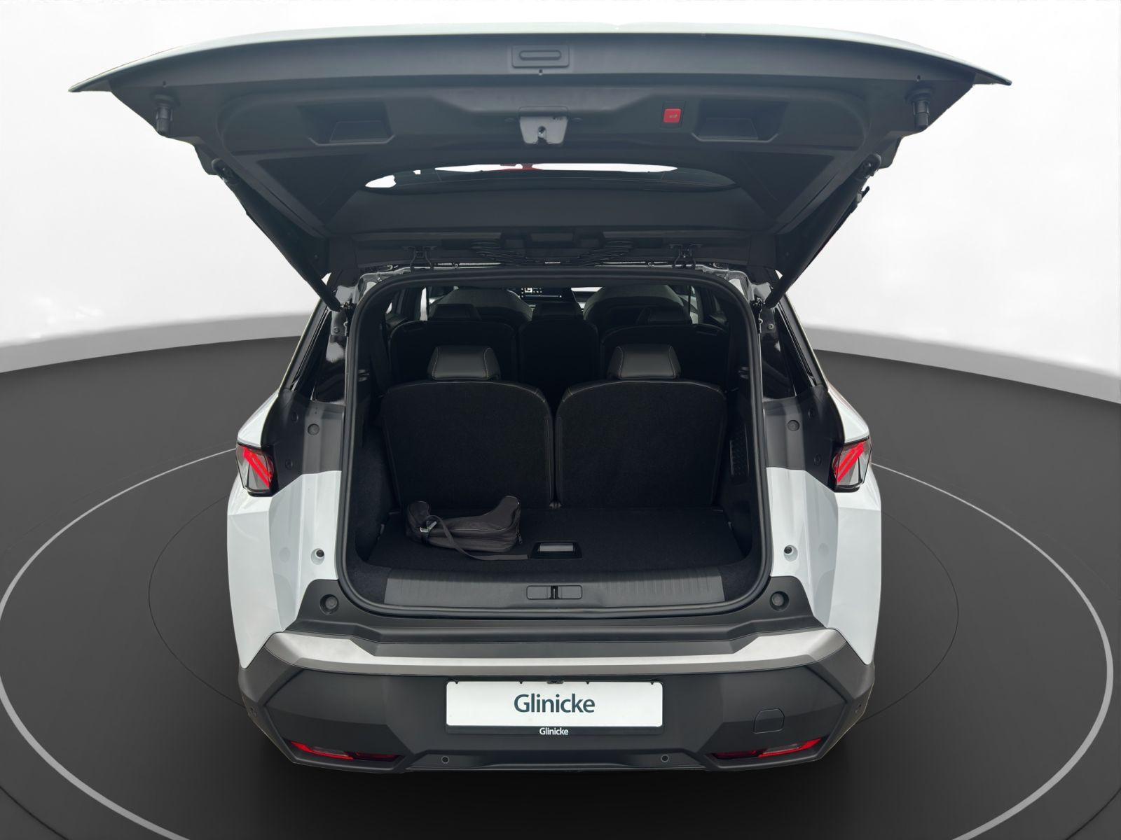Peugeot - 5008_8