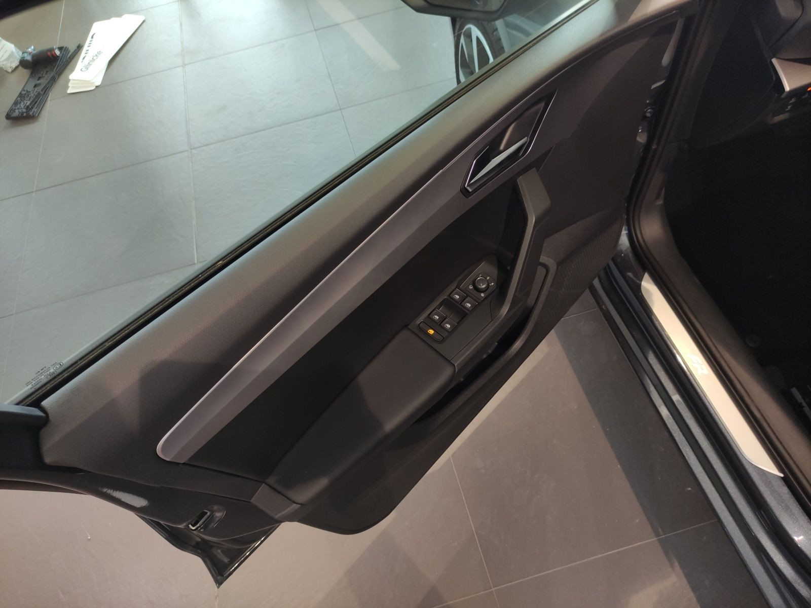 Seat - Leon_18