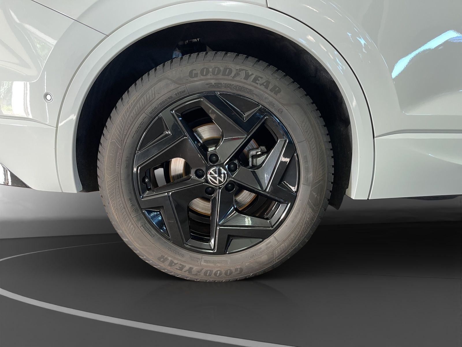Volkswagen - Touareg_16