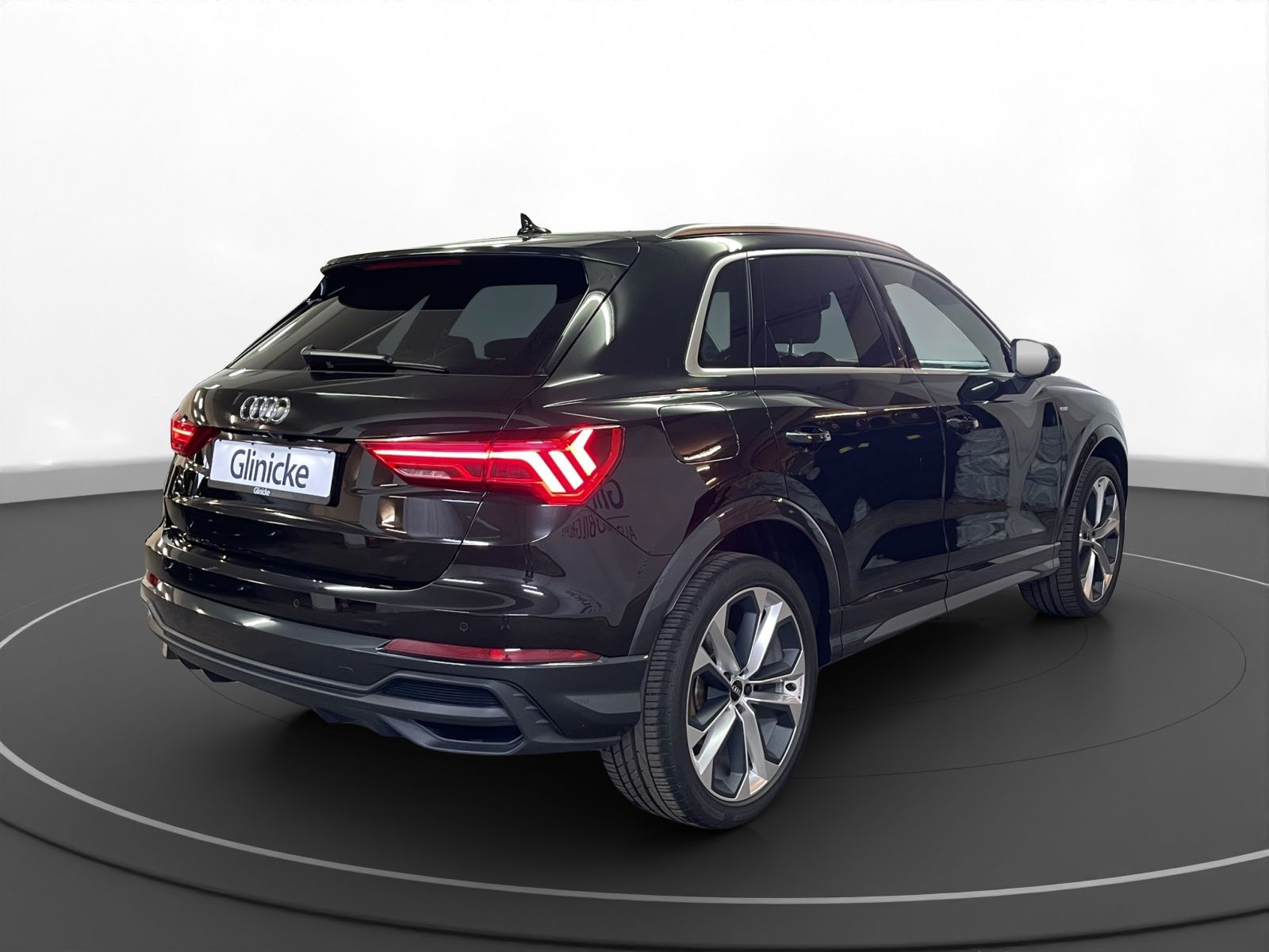Audi - Q3_6 Audi - Q3_6