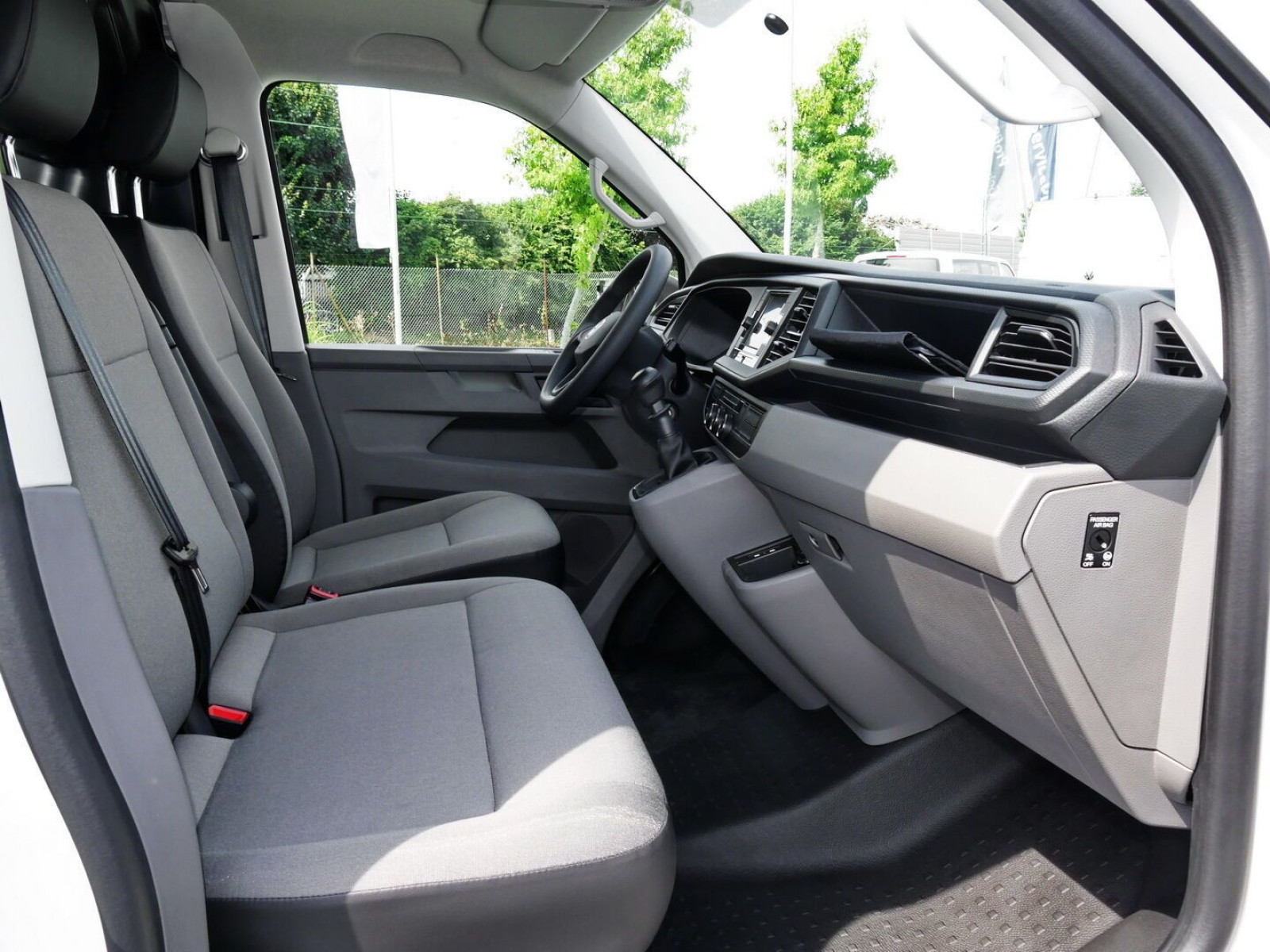 Volkswagen - T6.1 Transporter_3