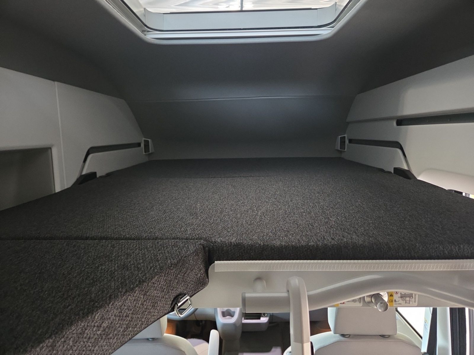 Volkswagen - California_20