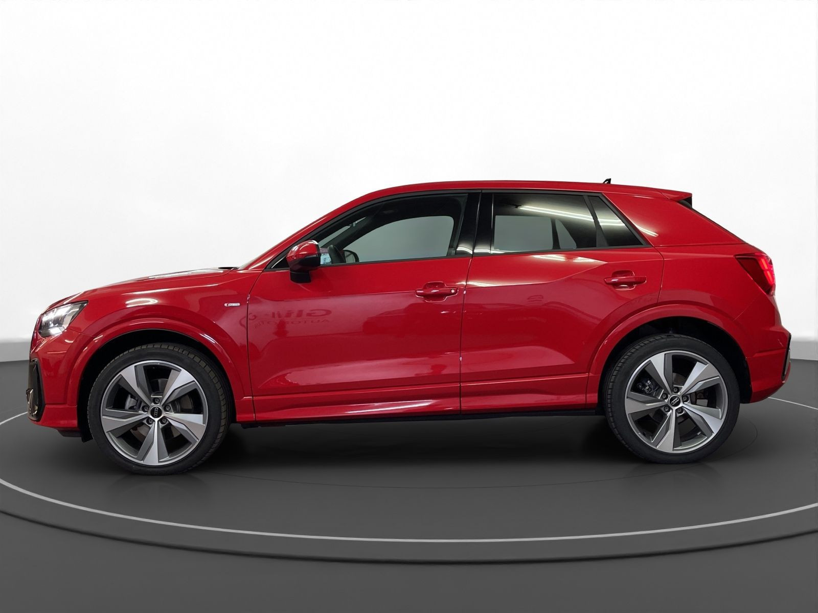 Audi - Q2_6