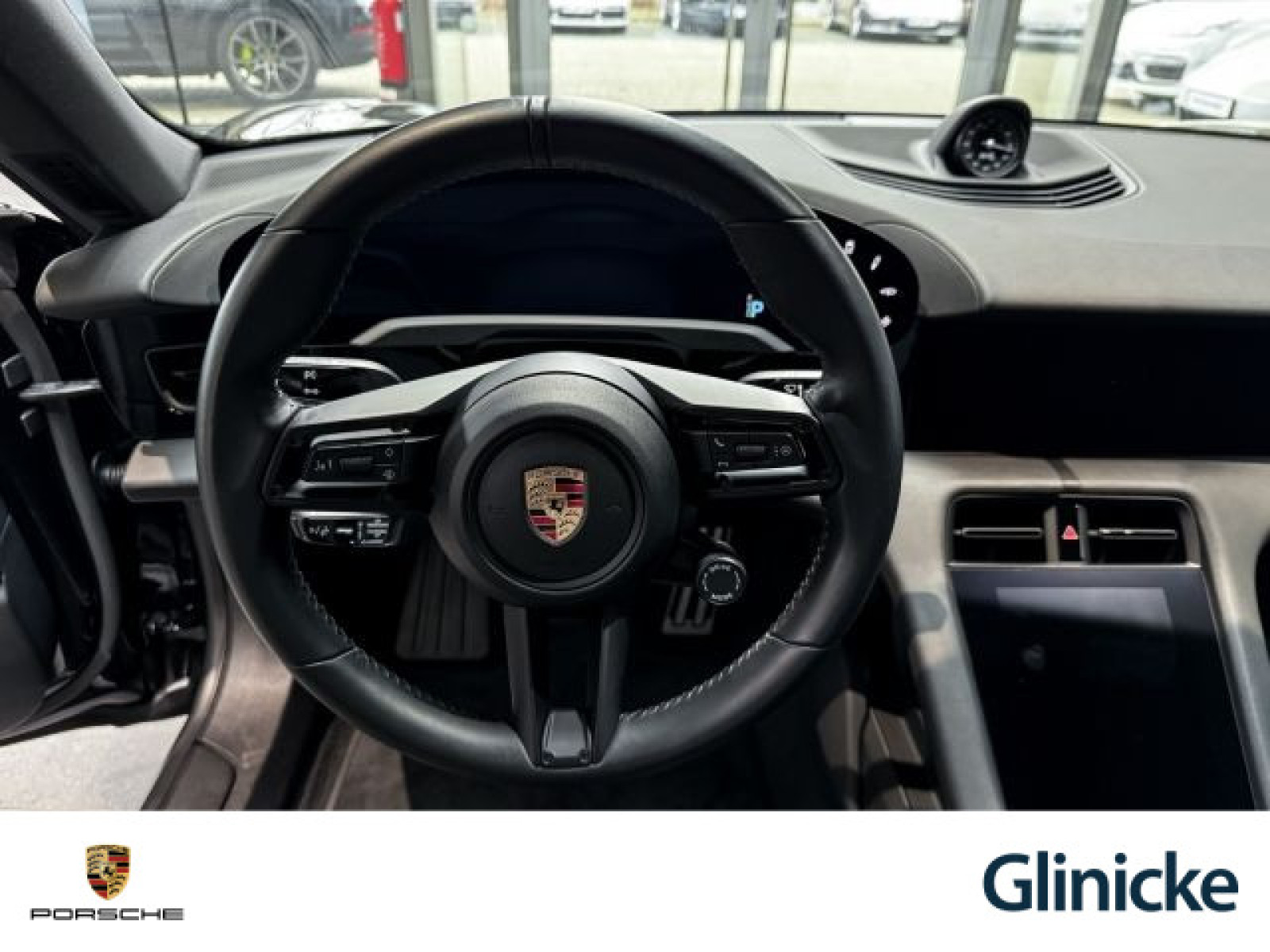 Porsche - Taycan_11
