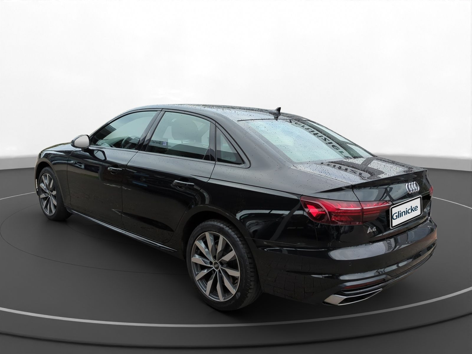 Audi - A4_8