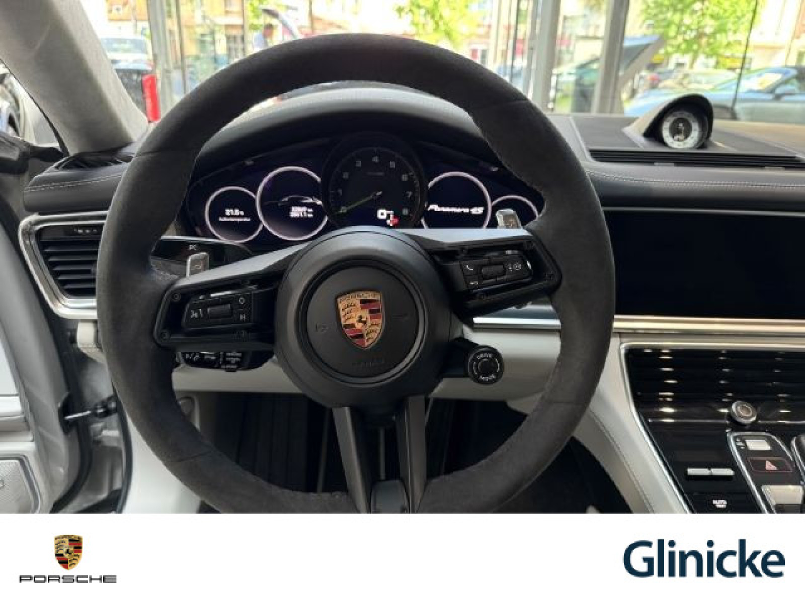 Porsche - Panamera_12