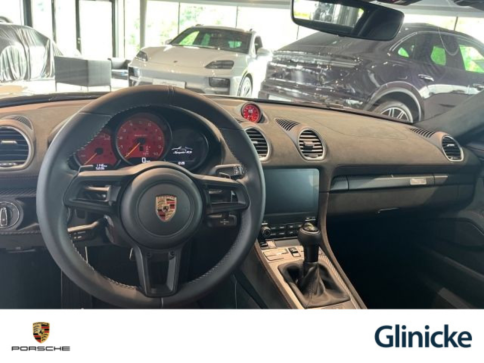 Porsche - 718 Spyder_27