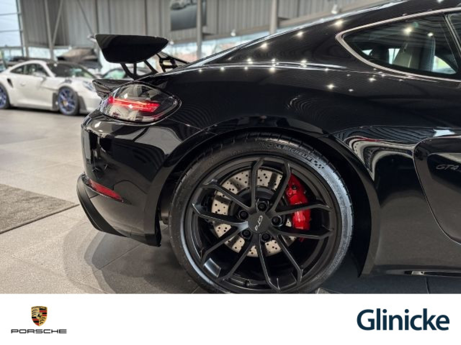 Porsche - Cayman_19
